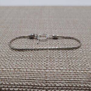 7 Inch Sterling Silver Chain Heart Clasp Bracelet B421